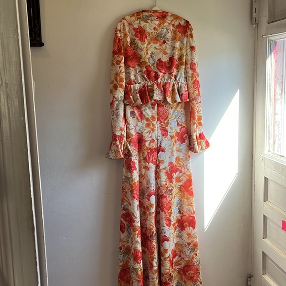 Vintage Custom-made 1960s/1970s? floral halter maxi dress with matching jacket.… - Picture 4 of 9